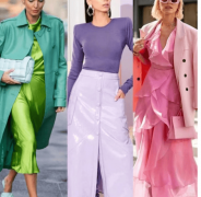 约会必备蓝色碎花连衣裙配裸色高跟鞋文雅诱人